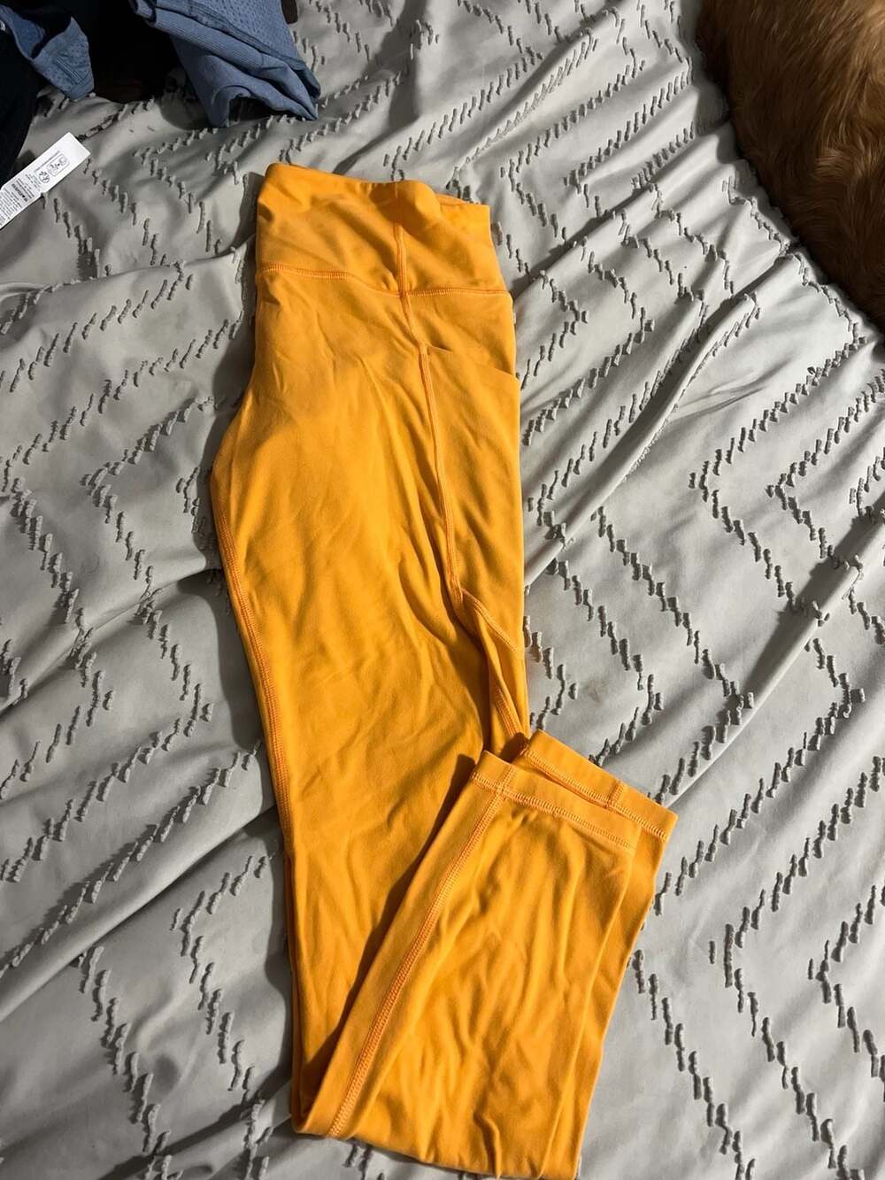 Athleta Salutation Stash High Rise 7/8 Leggings in Sunwashed Amber